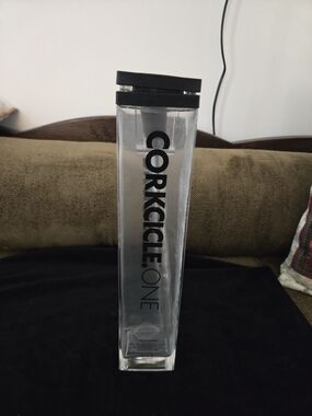 Corkcicle Clear Infuser Bottle with Black Accents